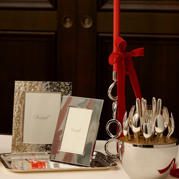 クリストフル公式オンラインブティック】シルバーカトラリー、テーブル